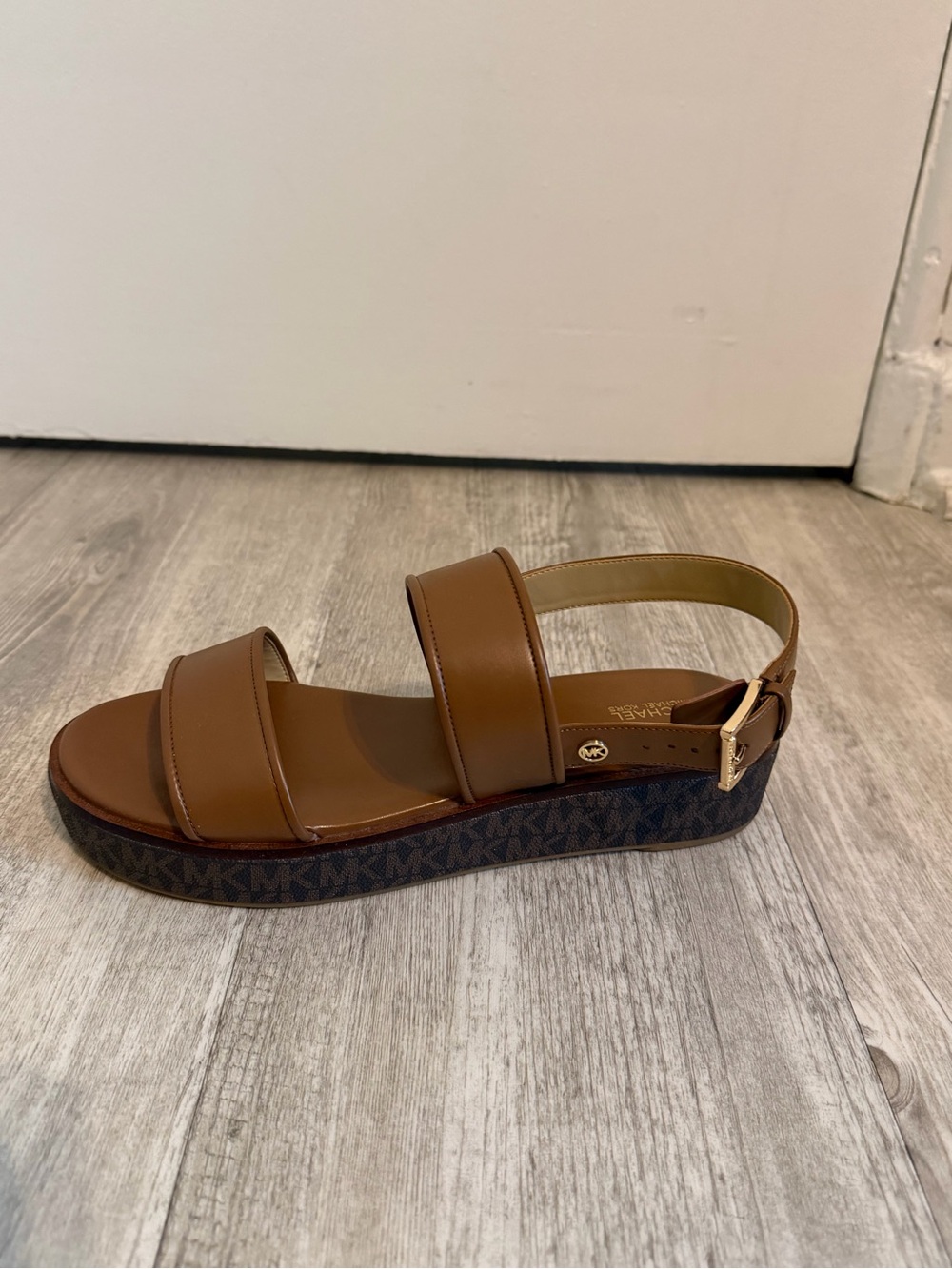 Michael Kors Platform Sandals – $20 - Picture 8 of 13
